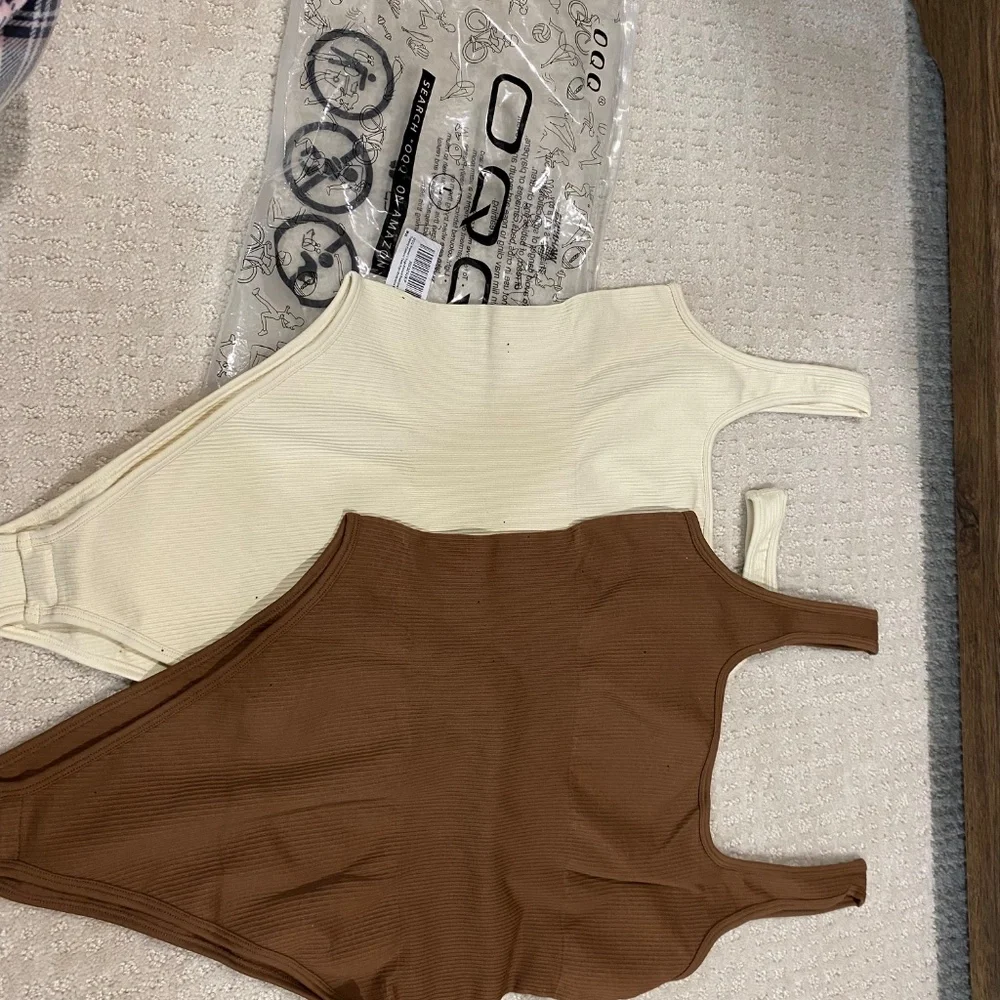 Body suits - Picture 3 of 6